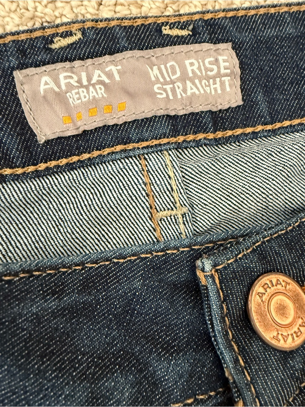 Ariat Rebar Mid Rise Straight Dark Wash Sz 33R Ladies - Picture 3 of 12